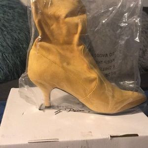 Ankle boots